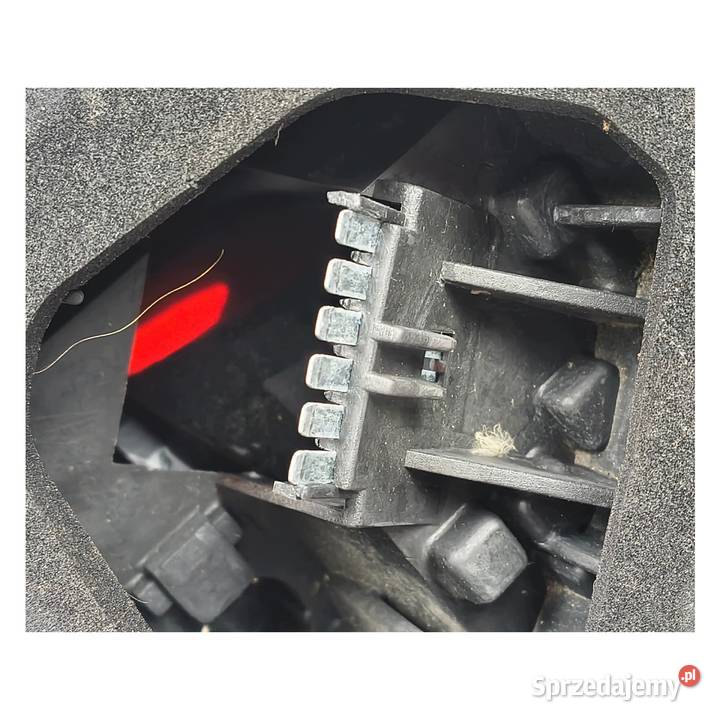 LAMPA PRAWA Opel Corsa D 5D tylna tylnia prawy lubelskie