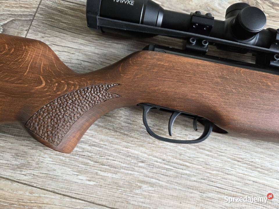 Wiatrówka Hammerli 550 45mm z lunetą Sporty strzeleckie i myślistwo Pszenno