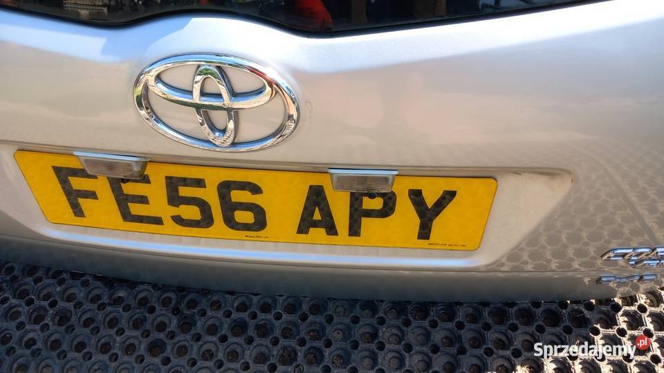 TOYOTA COROLLA VERSO II HB KLAPA TYŁ 1C0 osobowe wielkopolskie Zbierkowo