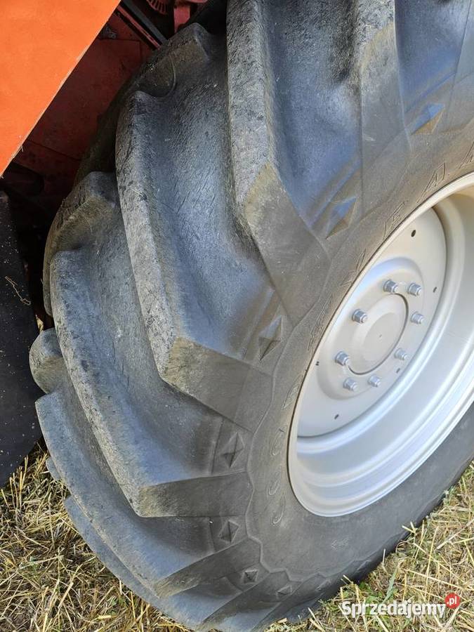 Kombajn zbożowy Deutz Fahr m2385 m1080 2480 2385 sprzedam