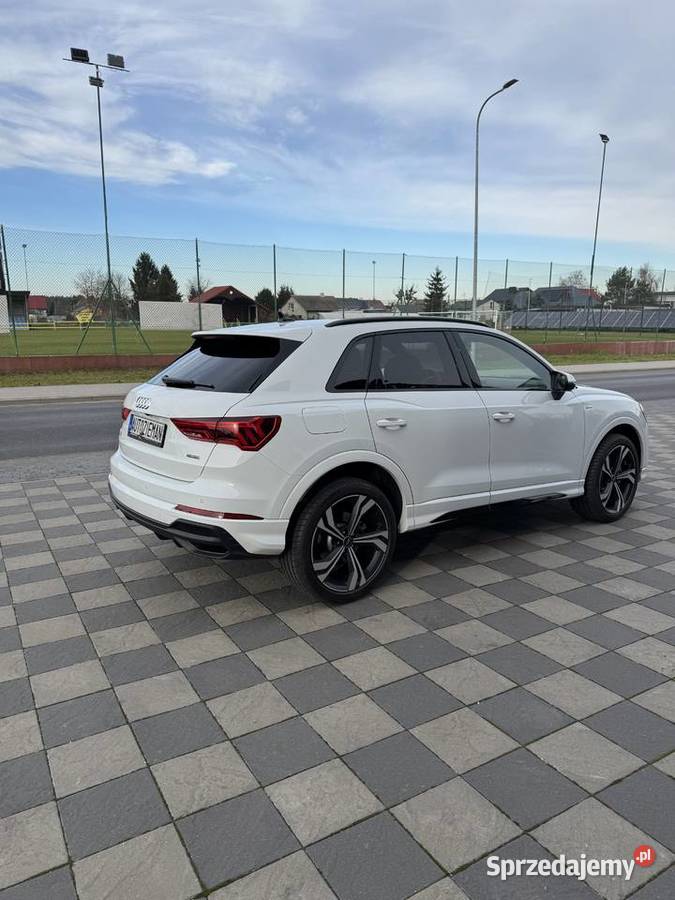 Audi Q3 z2024 roku 20 benzyna 4x4 przebieg 7 Ciechocinek sprzedam