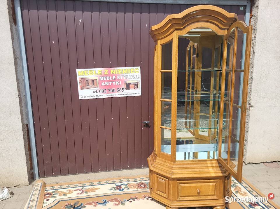 ładna witryna dębowa gablota podświetlana z 46cm Sypniewo