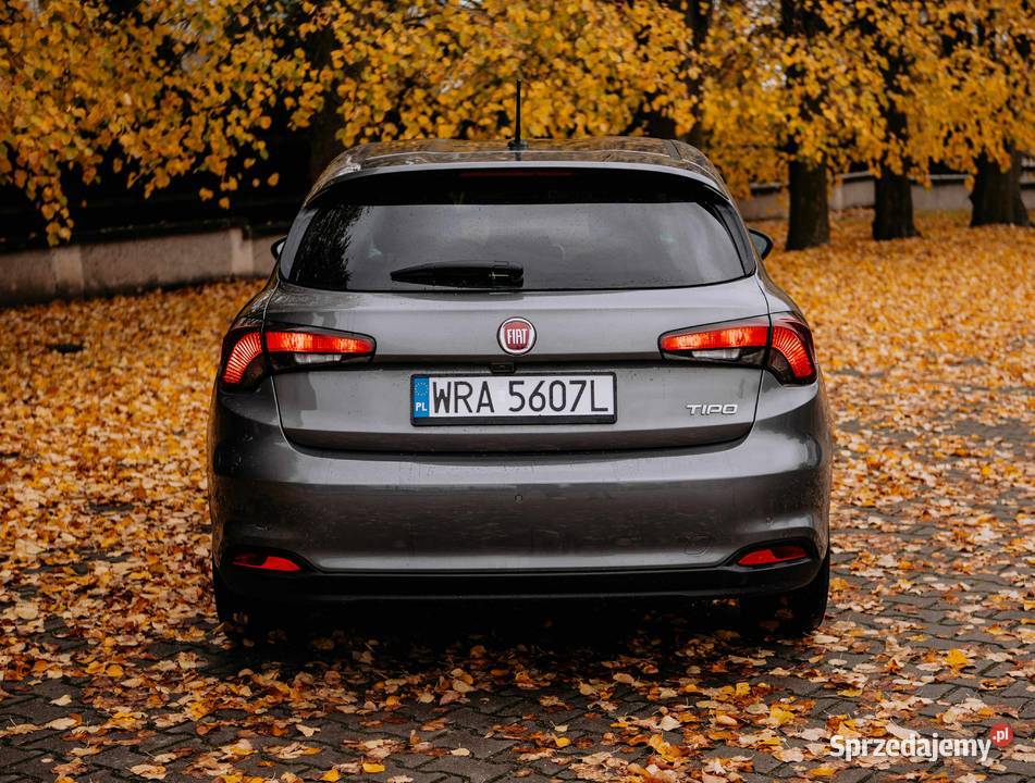 Fiat Tipo14 benzyna Turbo wersjaLOUNGE 120KM Radom