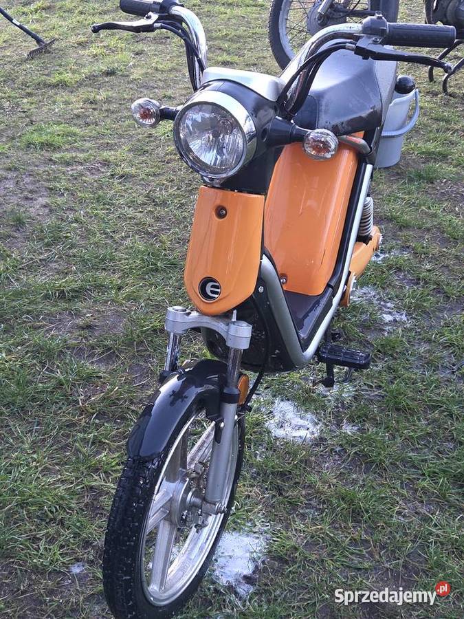 Skuter rower elektryczny Rok produkcji 2012 Motocykle, skutery, quady Bobowo