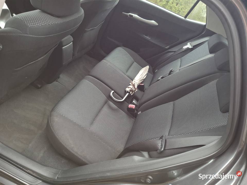 Sprzedam toyota auris lift 270000km Auris wielkopolskie