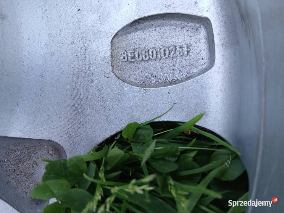 Felga Aluminiowa 8E0801025F Audi A4 B6 7Jx16 Szczerbice