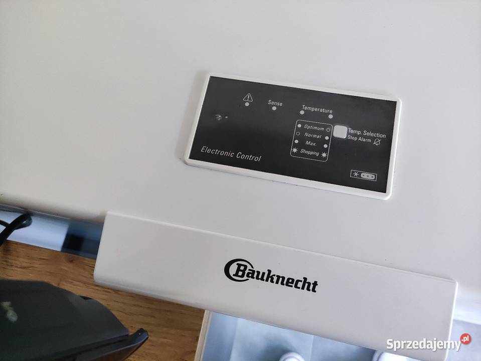 Zamrażarka skrzyniowa 219l Bauknecht GTE822 Lodówki i zamrażarki Kielce