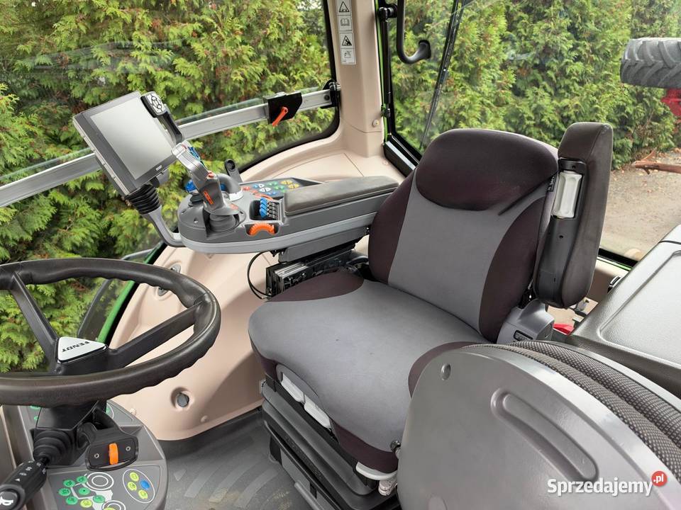 Ciągnik Rolniczy Fendt 828 Vario ProfiPlus RTK Ciągniki Nowa Ruda