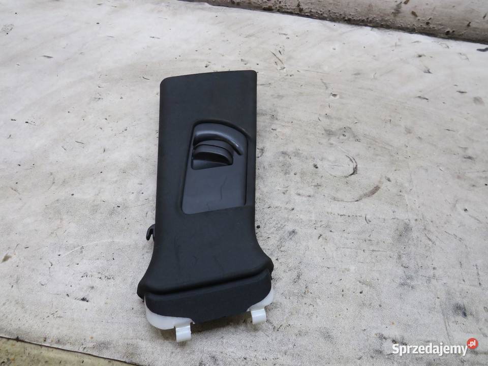 OSŁONA SŁUPKA PASA PRAWA AUDI Q5 8R0867244 Listwy lubelskie