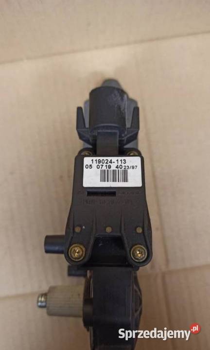 Silniczek szyby drzwi Audi A6 C5 Przód Prawy Dębica