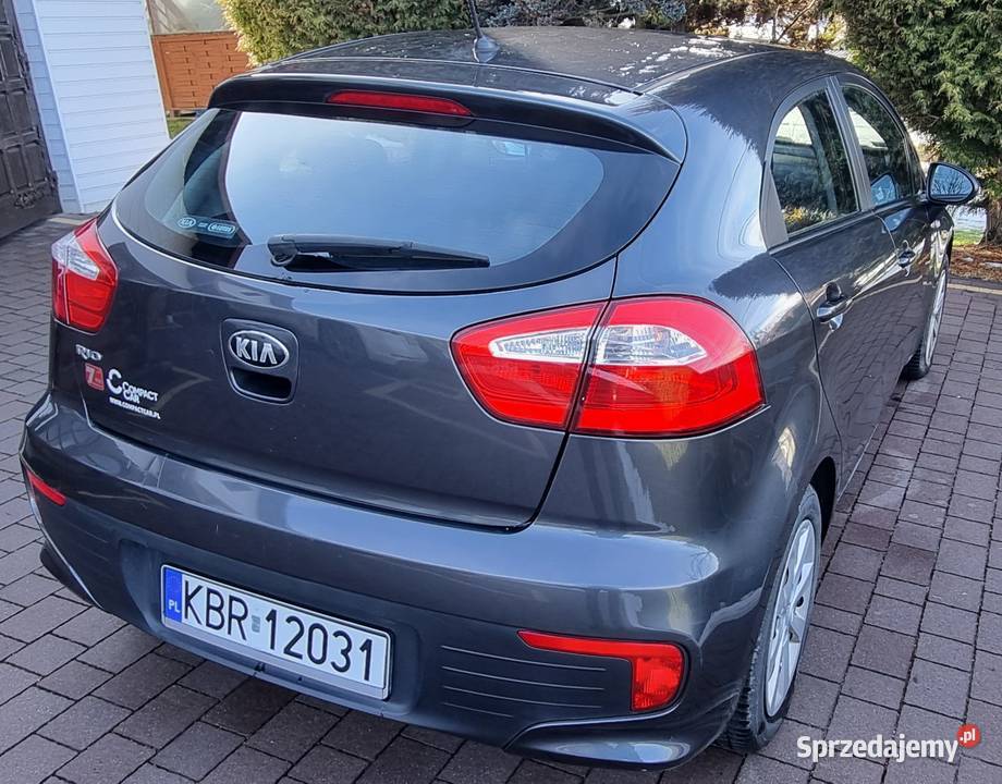 Kia Rio 2015r 12 154 przebiegu 154581km Tymowa sprzedam