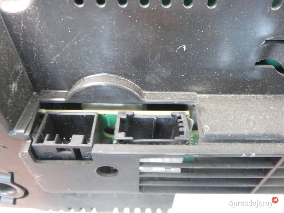 LICZNIK BMW 5 F11 520 d 9364607