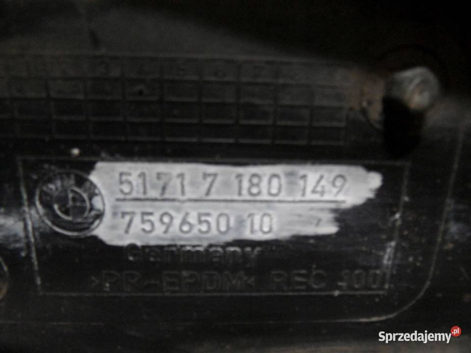 BMW E82 10r nadkole lewe przód 7180149 Nadkola
