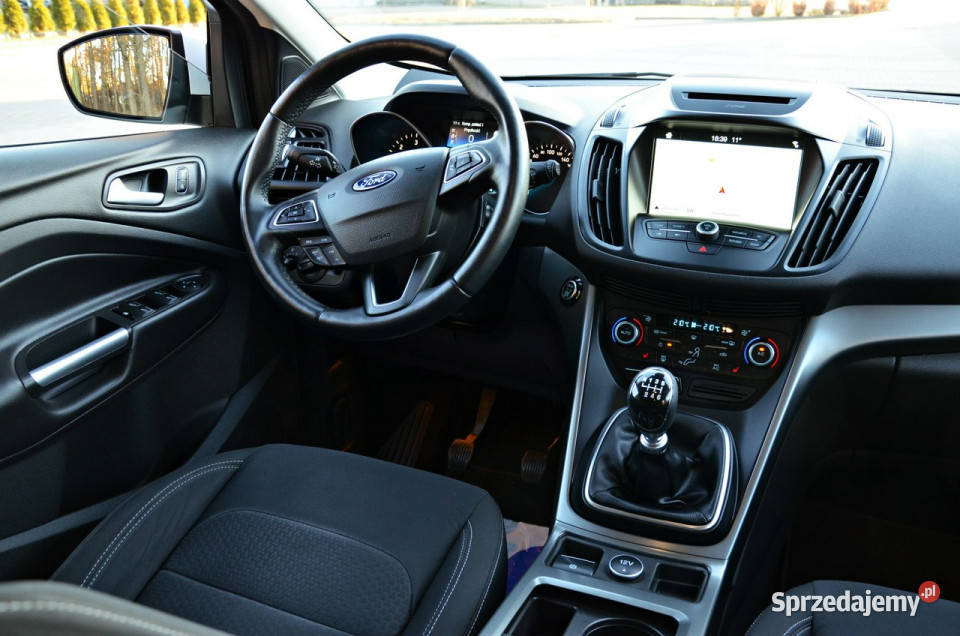 Ford Kuga 20 TDCI 180 4x4 LED Serwis Idealna II kurtyny powietrzne Ostrów Mazowiecka