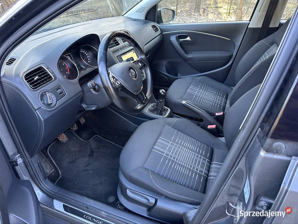 Volkswagen Polo wersja Lounge 4 cylindry benzyna Godziesze Wielkie
