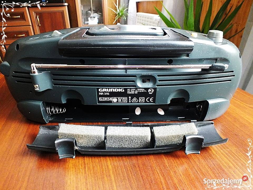 Radioodtwarzacz GRUNDIG RR316 Brak głosu w Żary