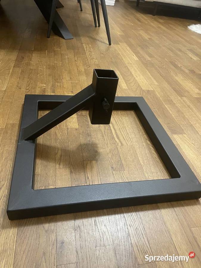 Stojak na choinkę LOFT Nowy Sącz