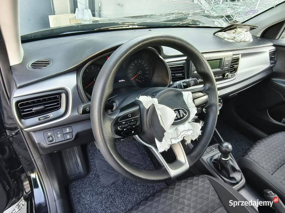 Kia Rio 12 benzyna 85 uszkodzony gradobicie Kęty