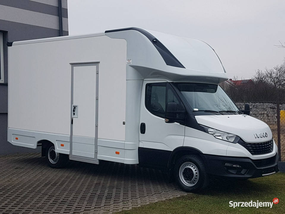 Iveco Daily KONTENER NISKOPODŁOGOWY 443x223x242 bluetooth Iveco Poręba