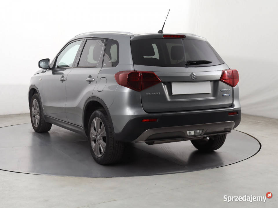 Suzuki Vitara 14 BoosterJet asystent pasa ruchu Vitara Katowice