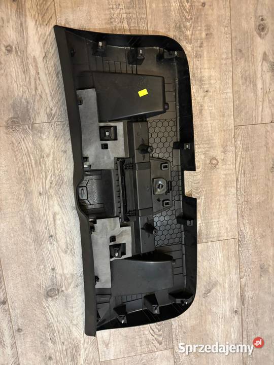 VW POLO VI 6 OSŁONA TAPICERKA KLAPY BAGAŻNIKA osobowe Wadowice