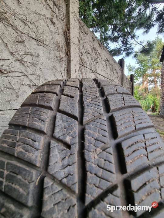 Koła zimowe 16 Ford 4 Barum Polaris 5 6 kołpaków Piekary Śląskie sprzedam