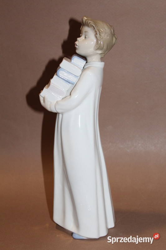 Figurka chłopca z książkami NAO Lladro 144 Szczecin