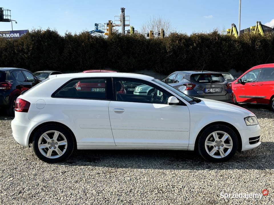 Audi A3 2010 r czujnik zmierzchu Paniówki
