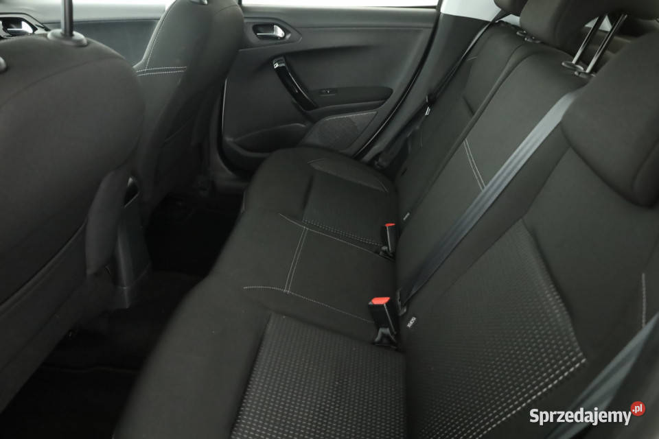 Peugeot 208 12 PureTech 60KM sprzedam