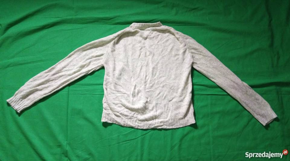 Wygodny lekki jasnozielony sweterek Warszawa