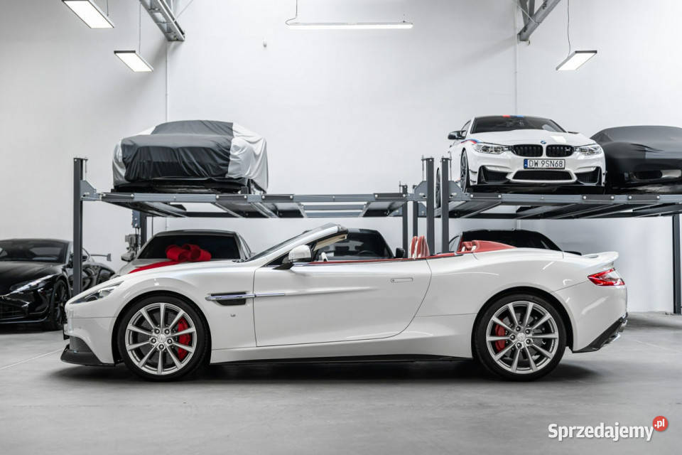 Aston Martin Vanquish Volante 60 V12 Stan Węgrzce
