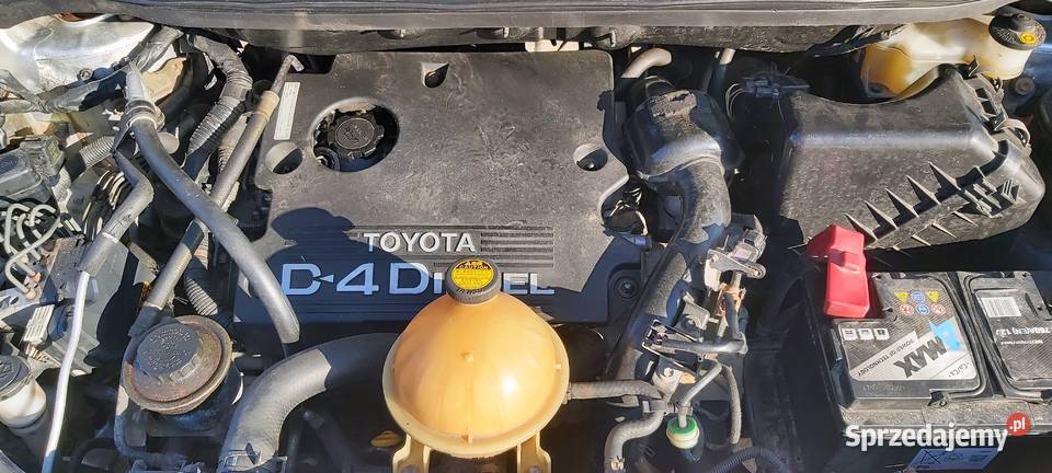 Toyota Avensis Verso D4D 20 7 osobowa kombi hak zmieniarka CD