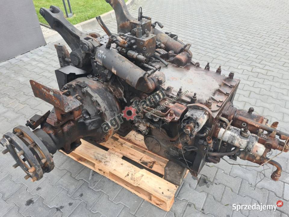 Skrzynia biegów tylny most Massey Ferguson 6614 Byków