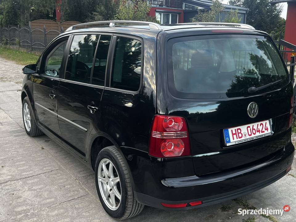 Volkswagen Touran Lift 20 TDI 170 DSG Ładny czarny Starogard Gdański