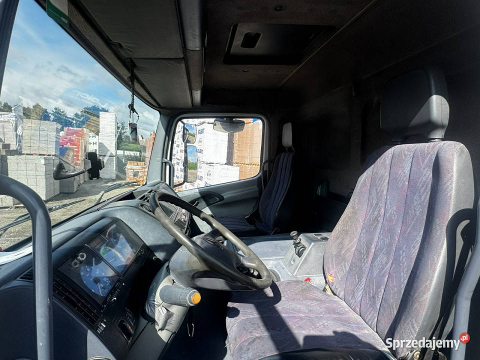 Mercedes Atego MercedesBenz 815 Atego z dźwigiem małopolskie Gdów