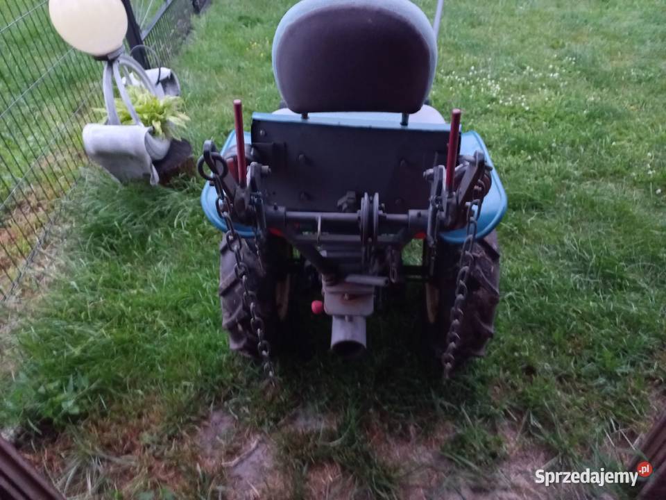 Traktor ciągnik 0grodowy Gutbrod