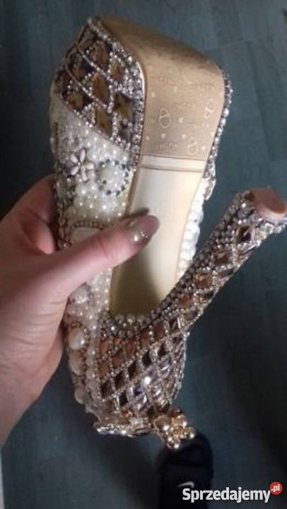 Sukienka na sylwestra sukienka z kryształkami biały Poznań