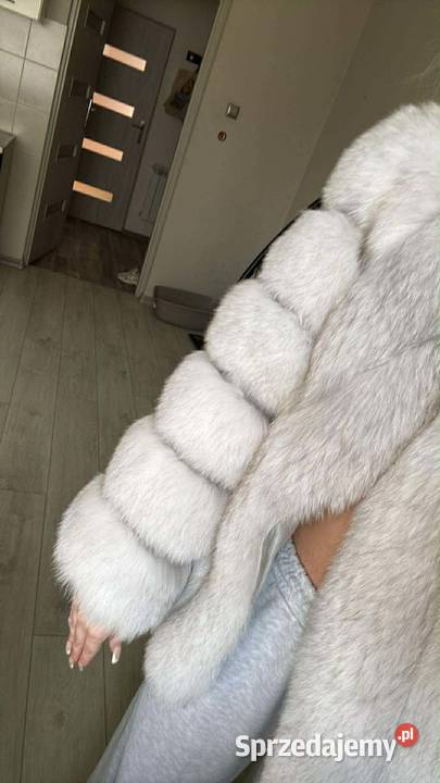 Futro z lisa nowoczesne SM Bez wzoru
