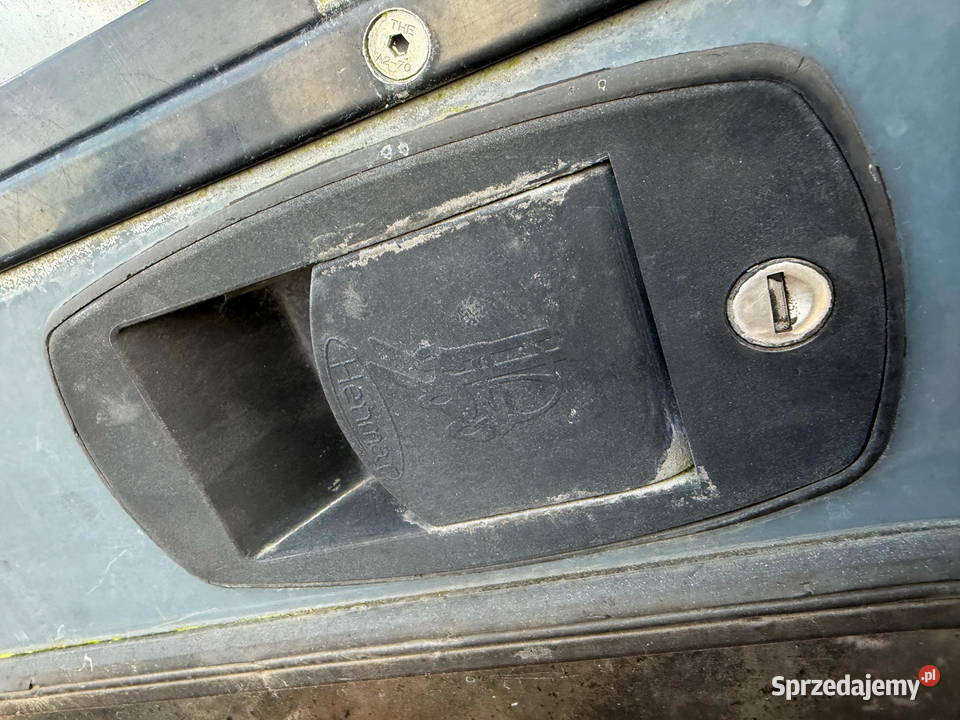 części wózek widłowy drzwi TOYOTA 7FGF25 7FGF30 Działoszyn sprzedam