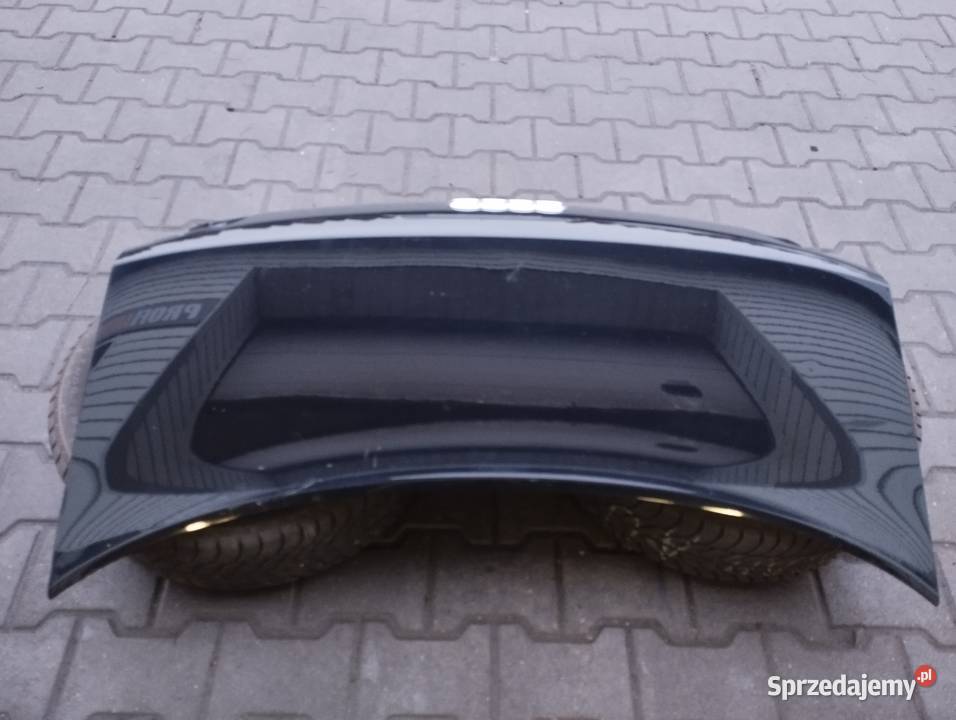 AUDI A4 B7 SEDAN KLAPA BAGAZNIKA osobowe małopolskie Kraków