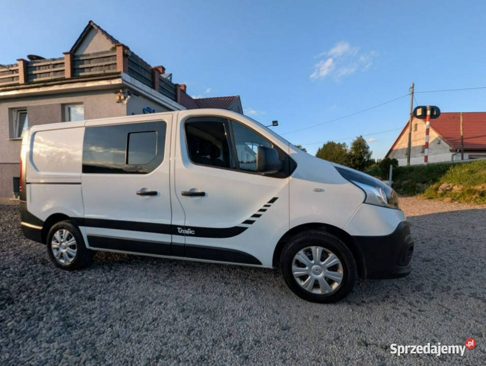 Renault Trafic 16 diesel klima Zarejestrowany Kamienna Góra