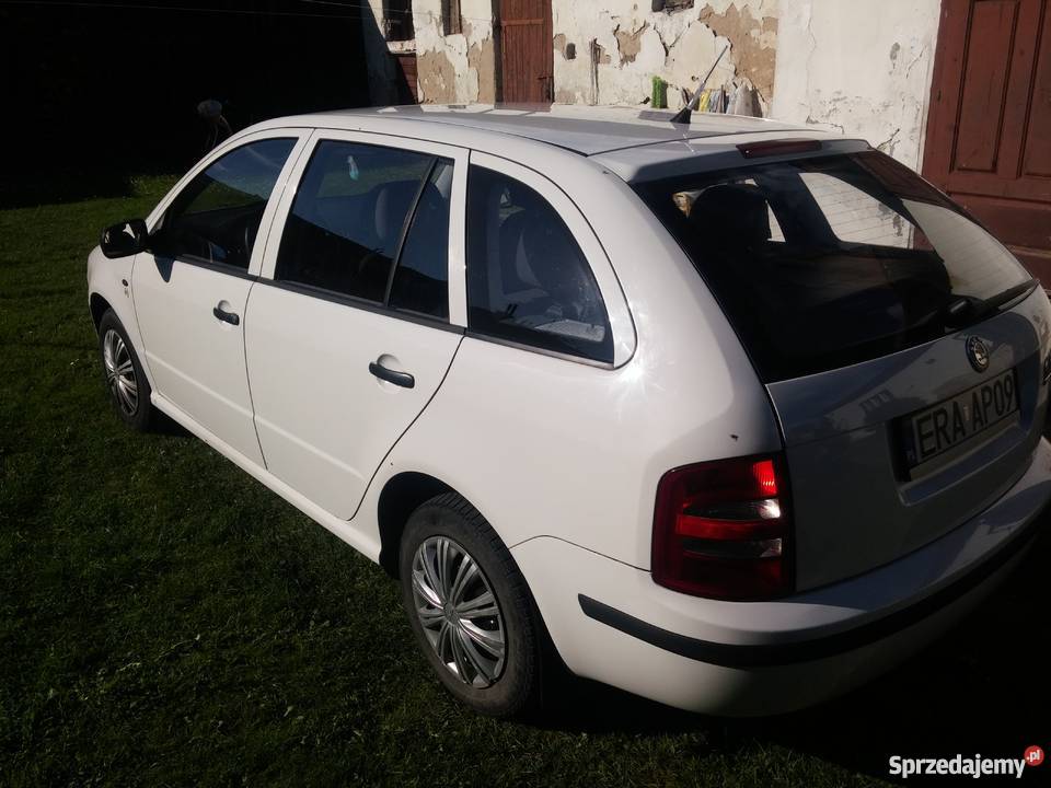 Samochody Używane Piotrków Trybunalski I Okolice Skoda Fabia Kombi 1.4 MPI gaz Piotrków Trybunalski - Sprzedajemy.pl