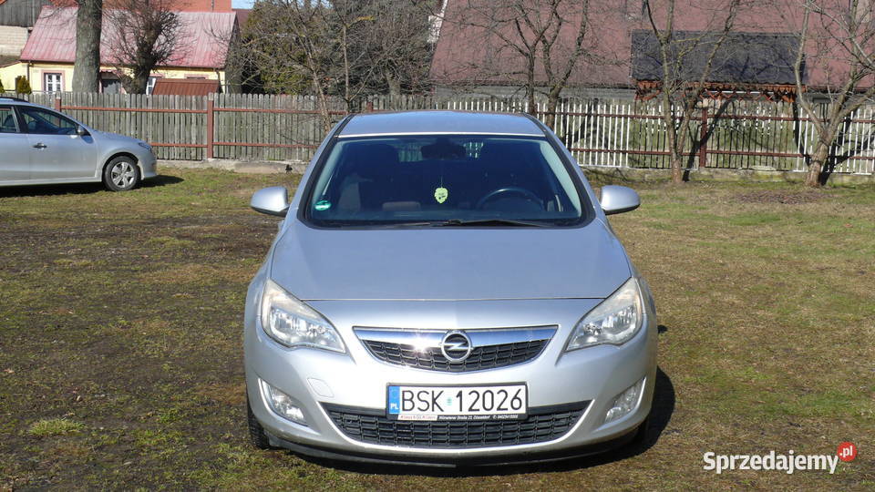 OPEL ASTRA J 16 benzyna 2011r 4/5 Sokółka