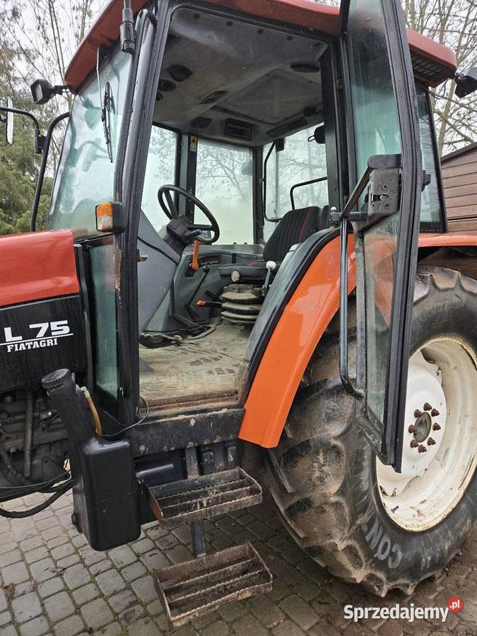 Holland L75 2WD Szołtany