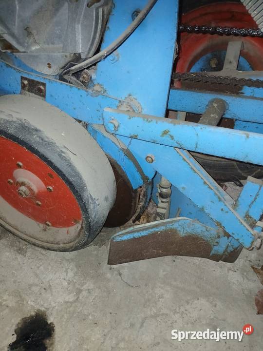 Siewnik pneumatyczny do kukurydzy Świdnik