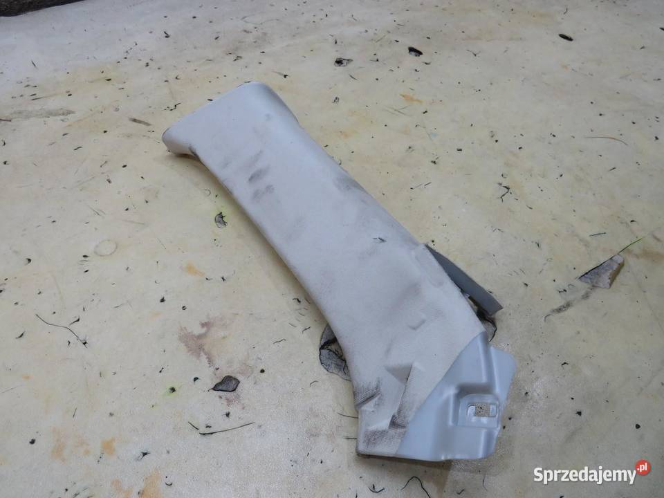 OSŁONA SŁUPKA PRAWY TYŁ PASSAT B8 KOMBI Wyposażenie wnętrza