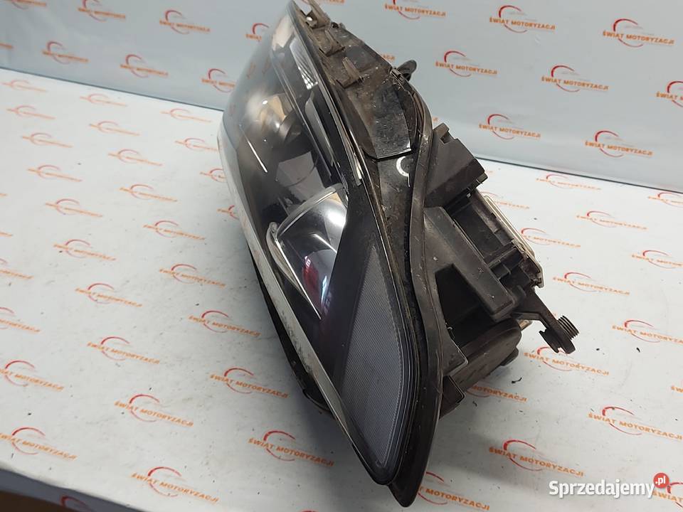 VW PASSAT CC LIFT 15r lampa prawa przód osobowe Kielce