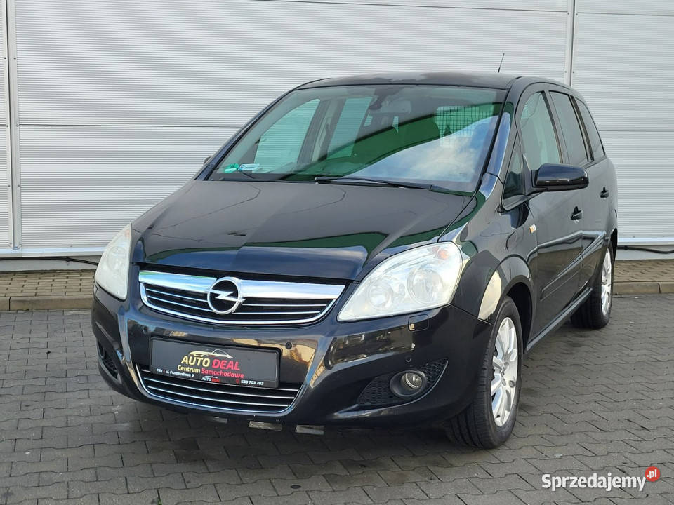 Opel Zafira 18i Benzyna 7 osób 2 komplety kół Piła