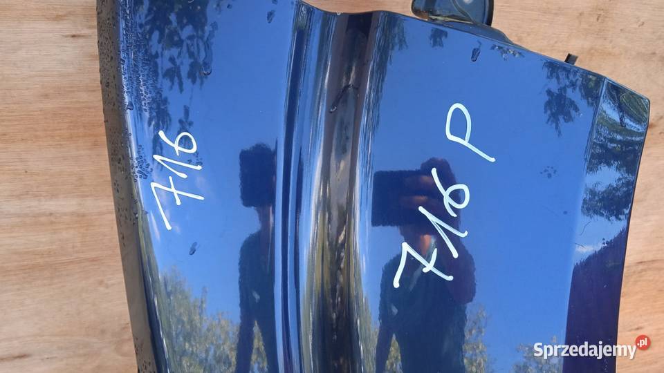 NISSAN NAVARA D40 BŁOTNIK PRZÓD PRAWY BW9 Zbierkowo sprzedam