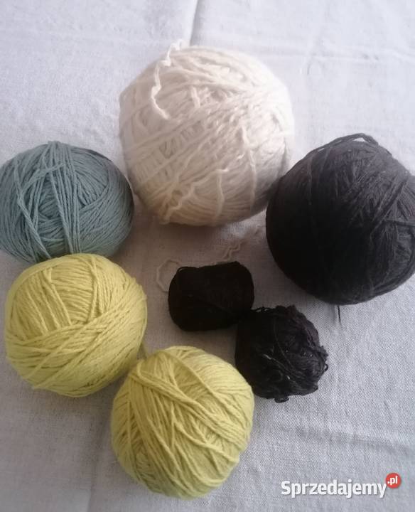 Włóczkawełna kolory ecru brązowy szary łódzkie Łódź